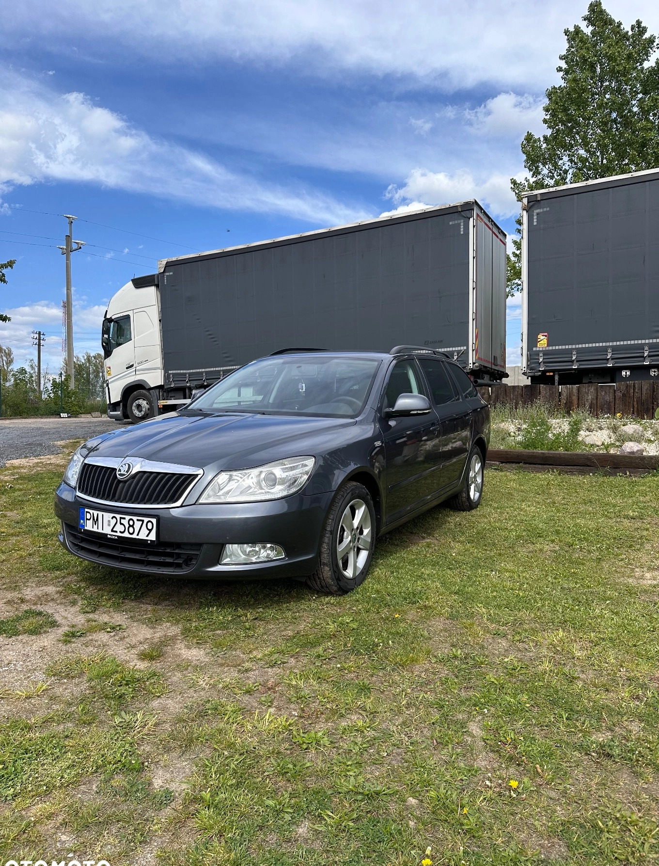 Skoda Octavia cena 21500 przebieg: 289750, rok produkcji 2011 z Międzychód małe 106
